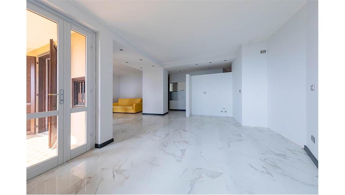 Апартаменты у озера Гарда, Италия, 95 м2 фото 4