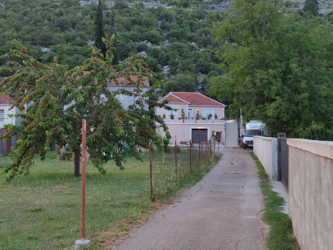 Дом в Подгорице, Черногория, 205 м2 фото 2