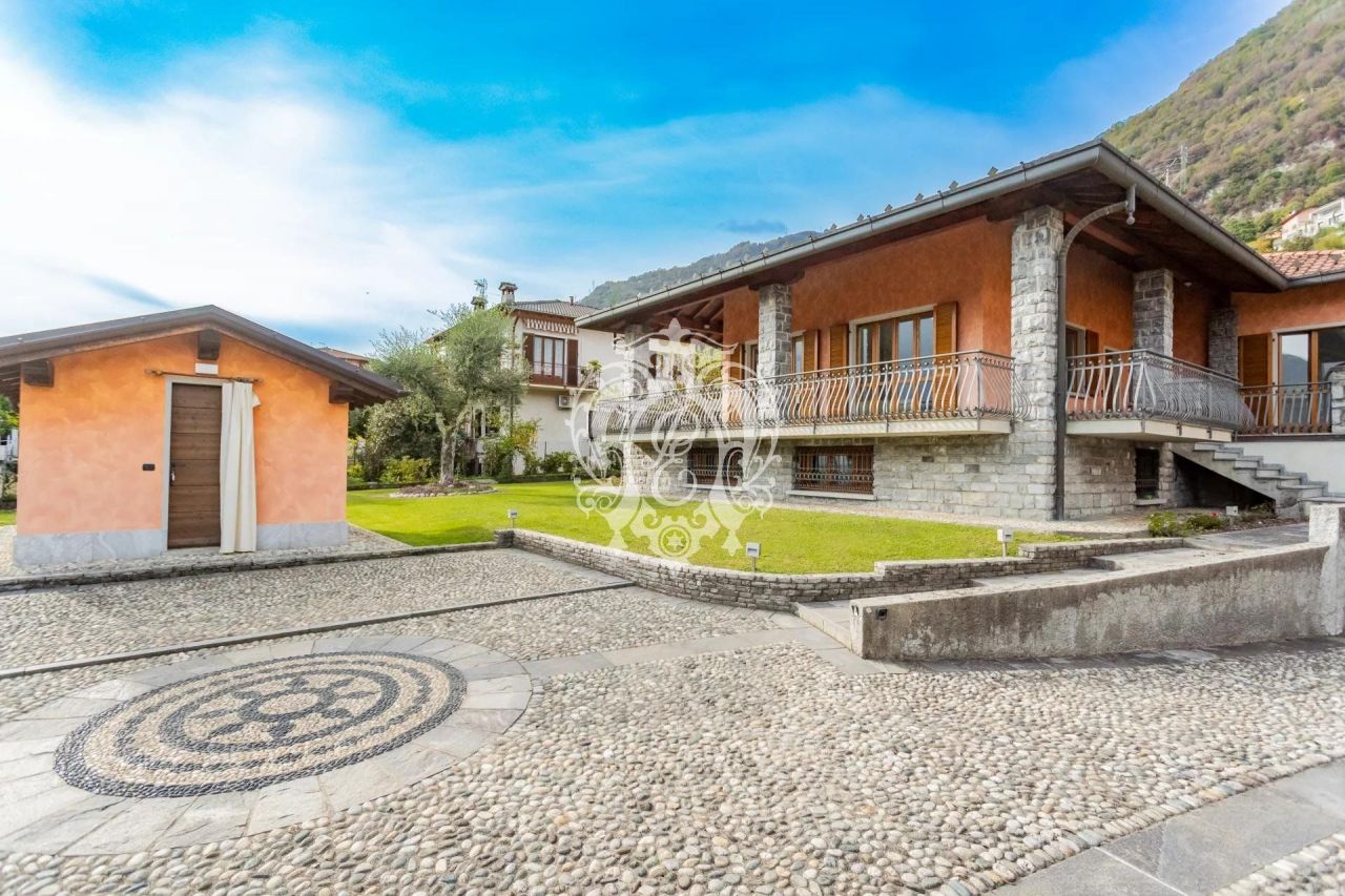 Вилла в Тремеццине, Италия, 425 м2 фото 2