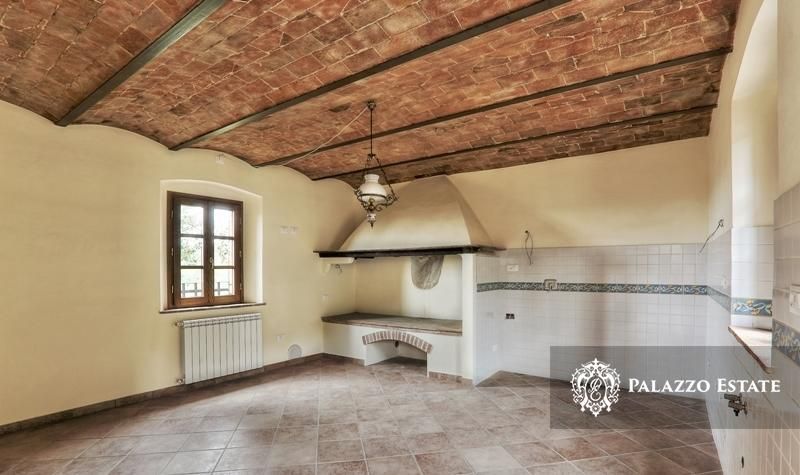 Дом в Монтеверди-Мариттимо, Италия, 310 м2 фото 1