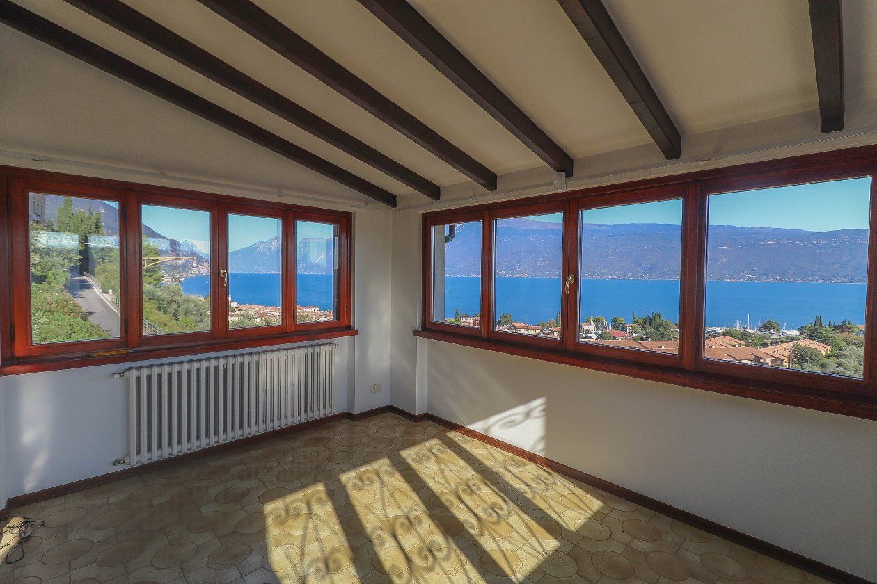 Вилла в Гарньяно, Италия, 300 м2 фото 2