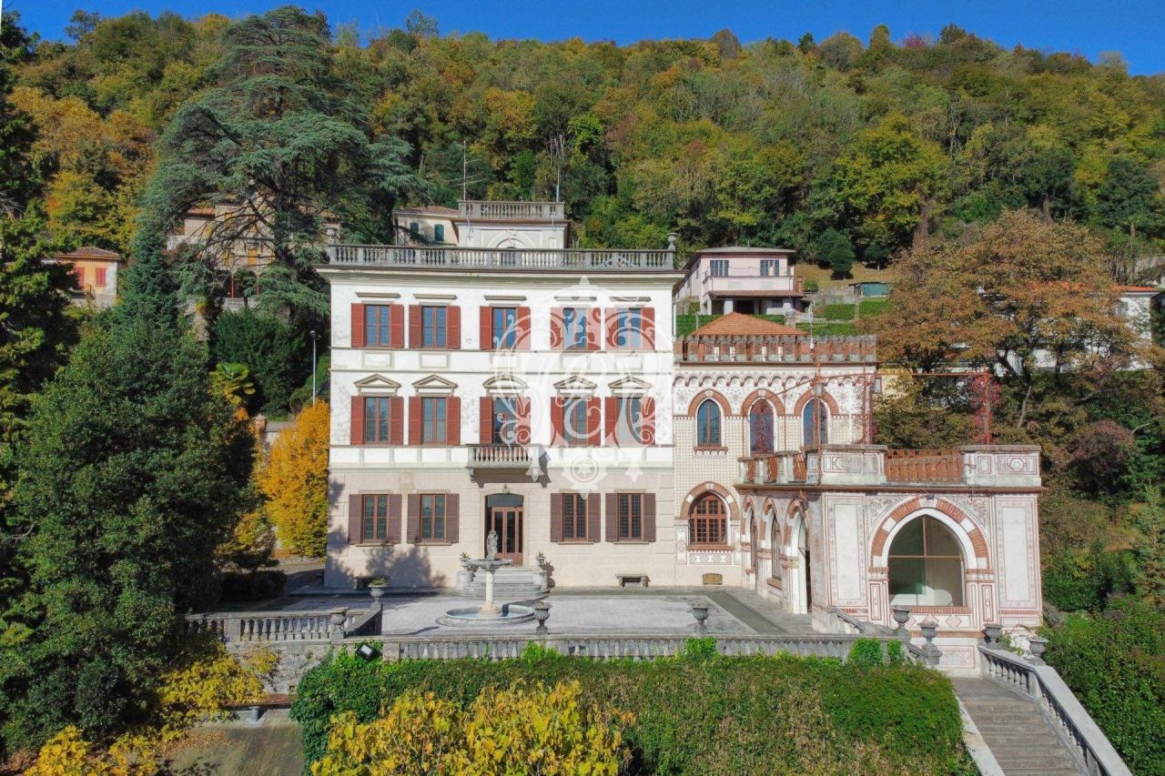 Вилла Albavilla, Италия, 1 100 м2 фото 1