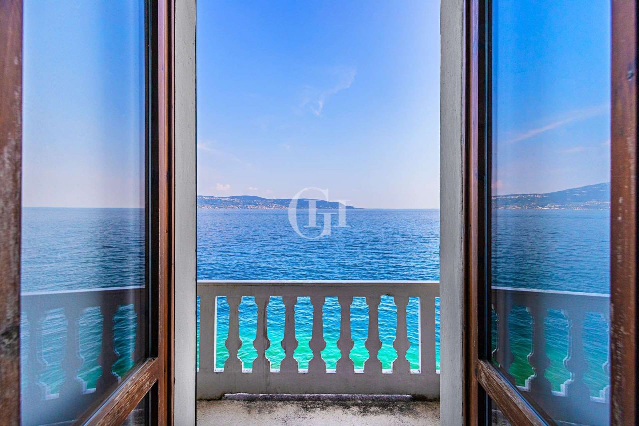 Квартира у озера Гарда, Италия, 53 м2 фото 1