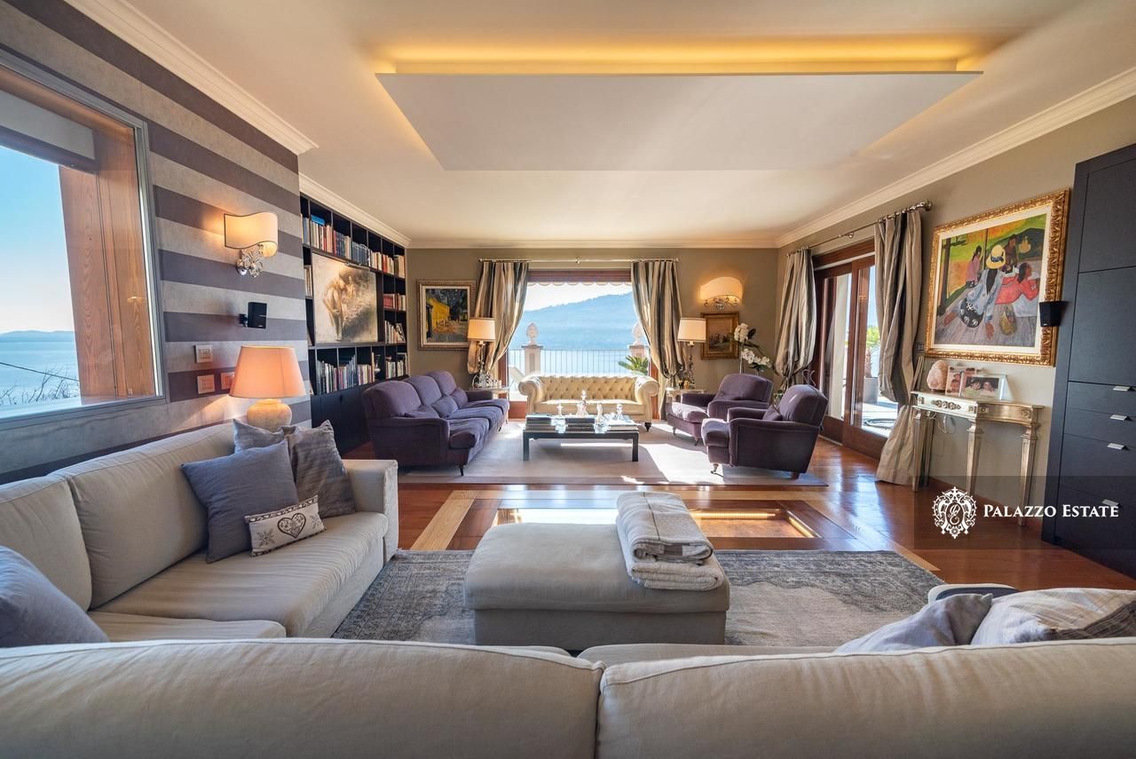 Вилла в Вербании, Италия, 500 м2 фото 2