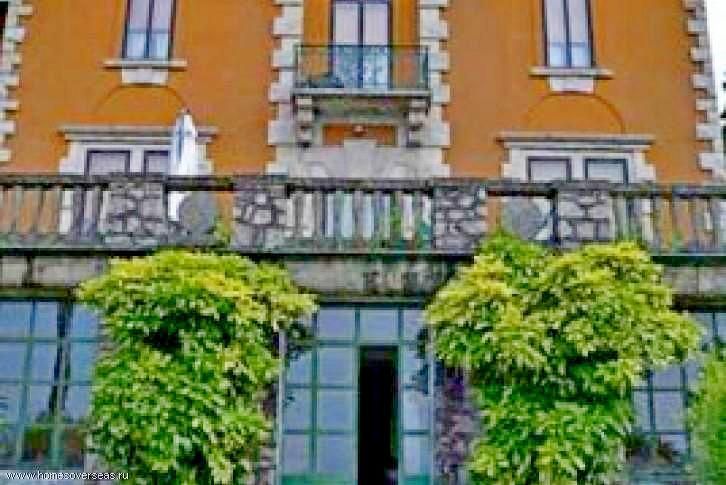 Дом у озера Маджоре, Италия, 970 м2 фото 5