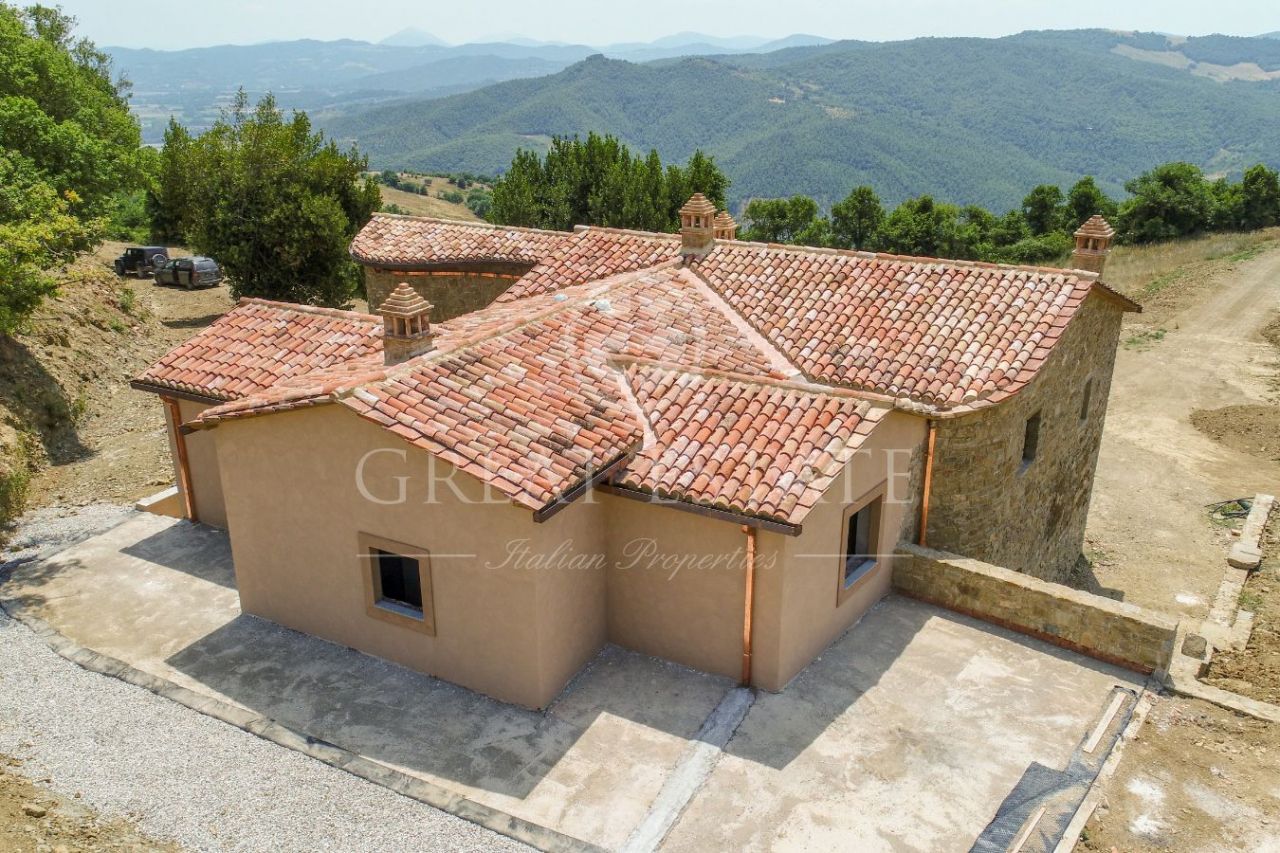 Дом в Читта-ди-Кастелло, Италия, 440 м2 фото 5