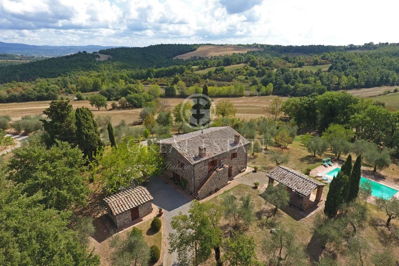 Дом в Четоне, Италия, 383.26 м2 фото 1