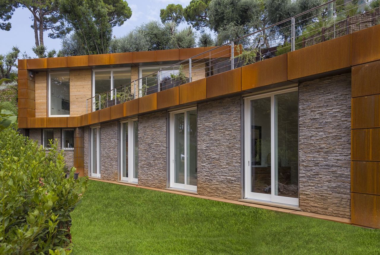 Вилла у озера Гарда, Италия, 400 м2 фото 2
