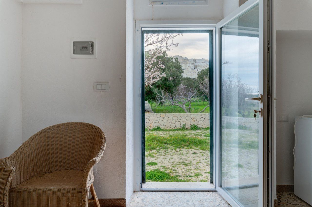 Поместье в Остуни, Италия, 260 м2 фото 4