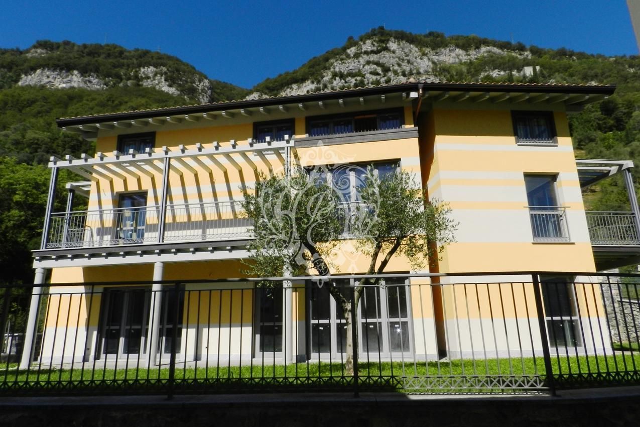 Апартаменты в Оссуччо, Италия, 142 м2 фото 4