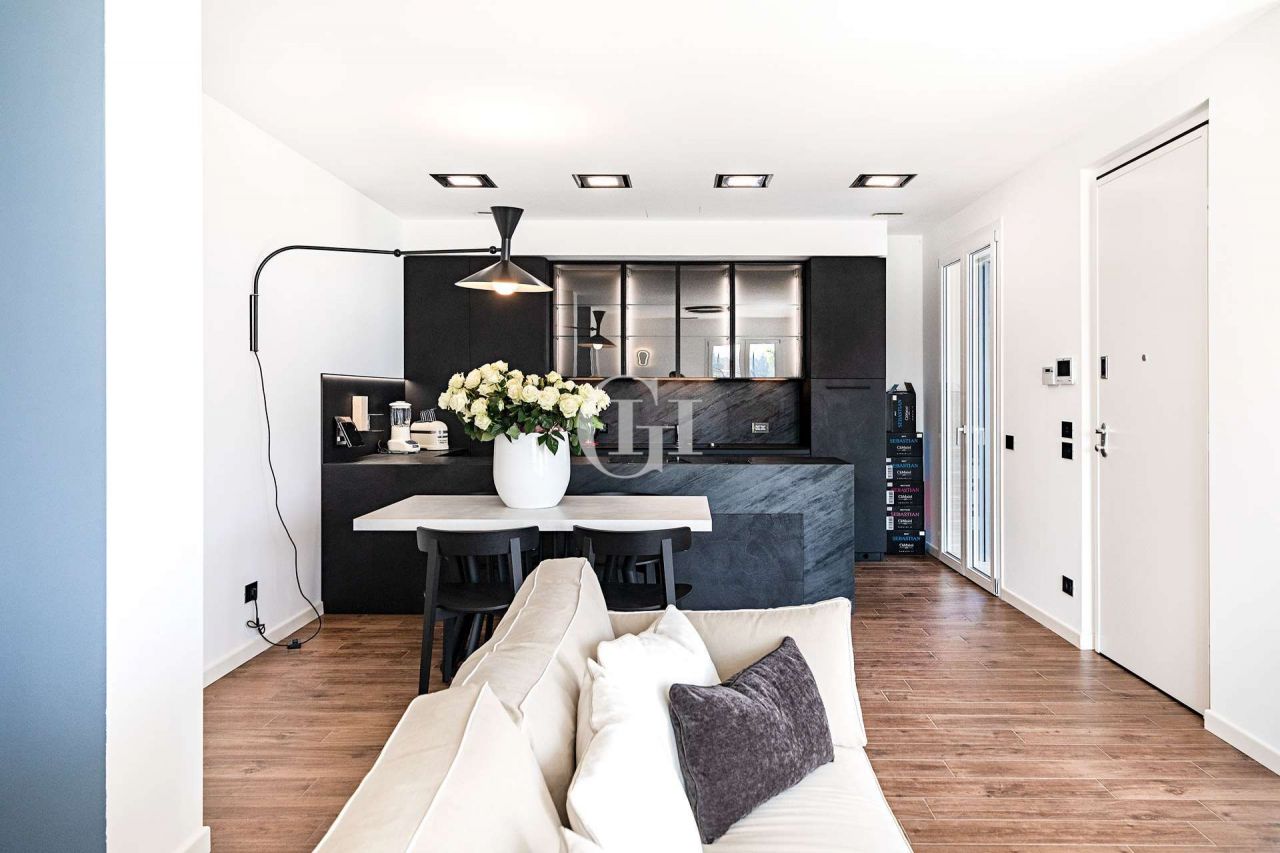 Вилла у озера Гарда, Италия, 310 м2 фото 3