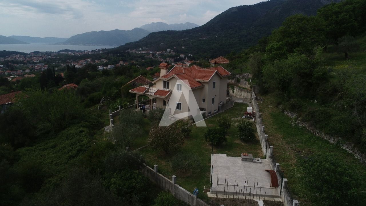 Дом в Которе, Черногория, 157 м2 фото 3