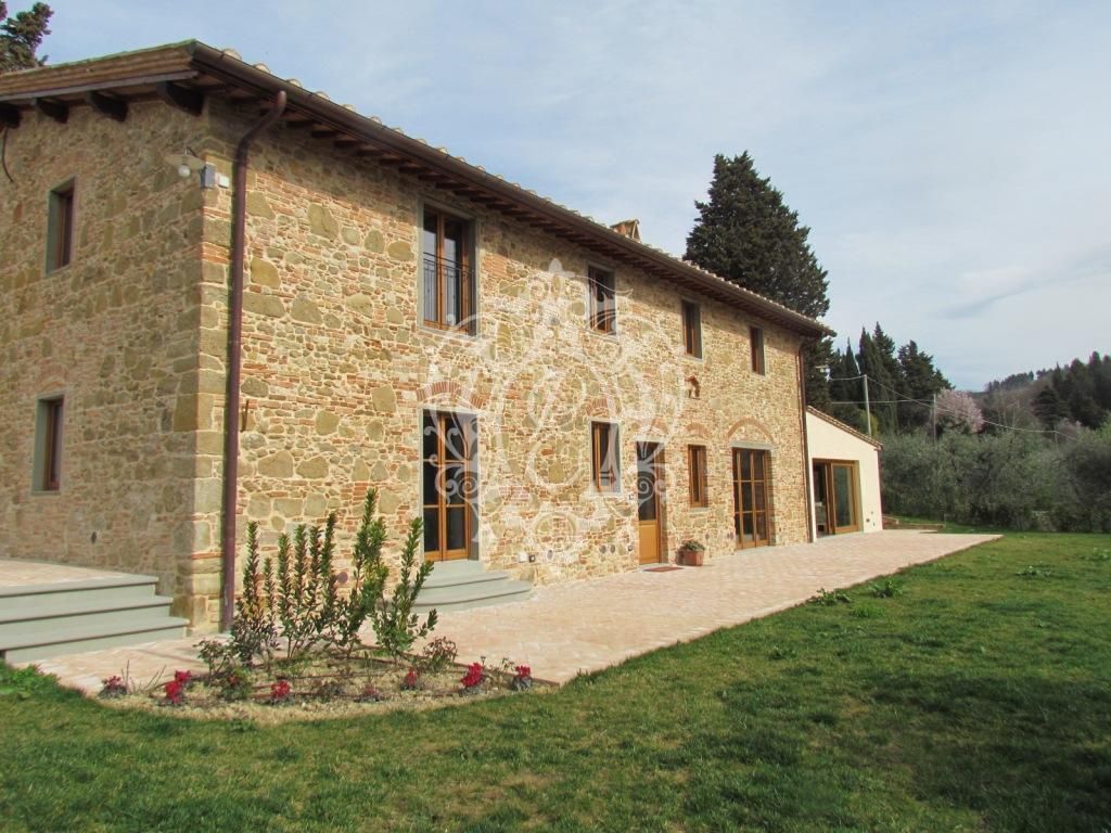 Дом в Чертальдо, Италия, 400 м2 фото 1