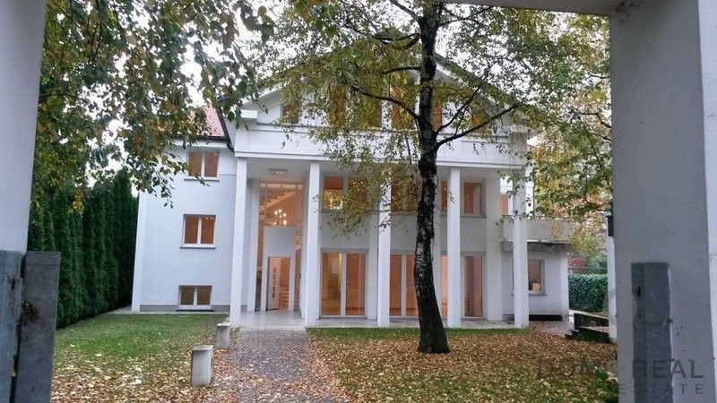 Дом в Бежиграде, Словения, 450 м2 фото 1