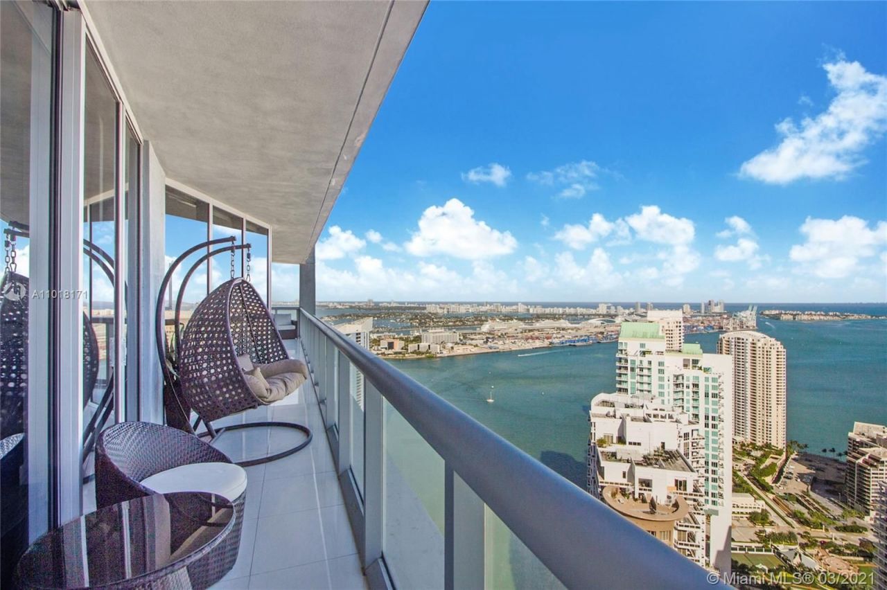 Квартира в Майами, США, 180 м2 фото 2