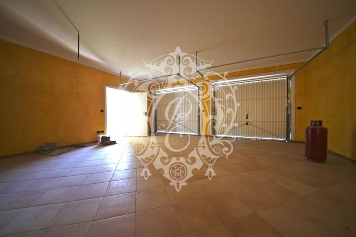 Апартаменты у озера Маджоре, Италия, 100 м2 фото 4