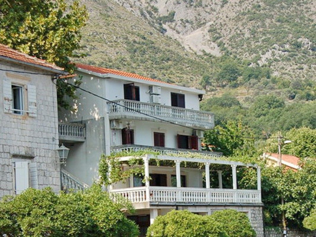 Дом в Которе, Черногория, 500 м2 фото 2