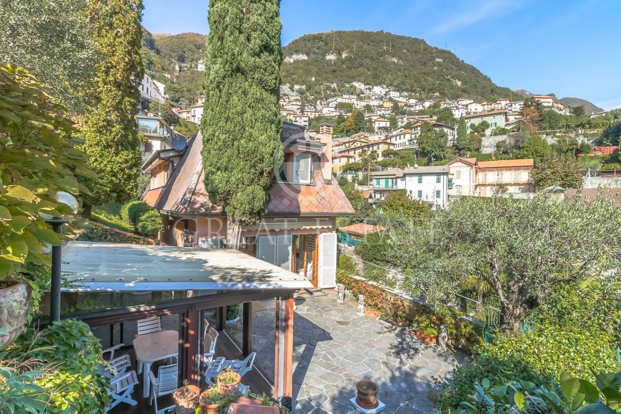Вилла у озера Комо, Италия, 280 м2 фото 2