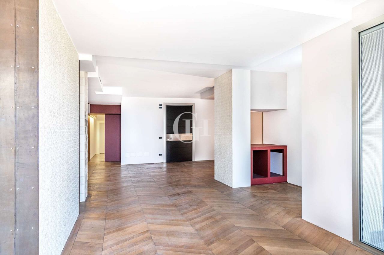 Квартира у озера Гарда, Италия, 270 м2 фото 5