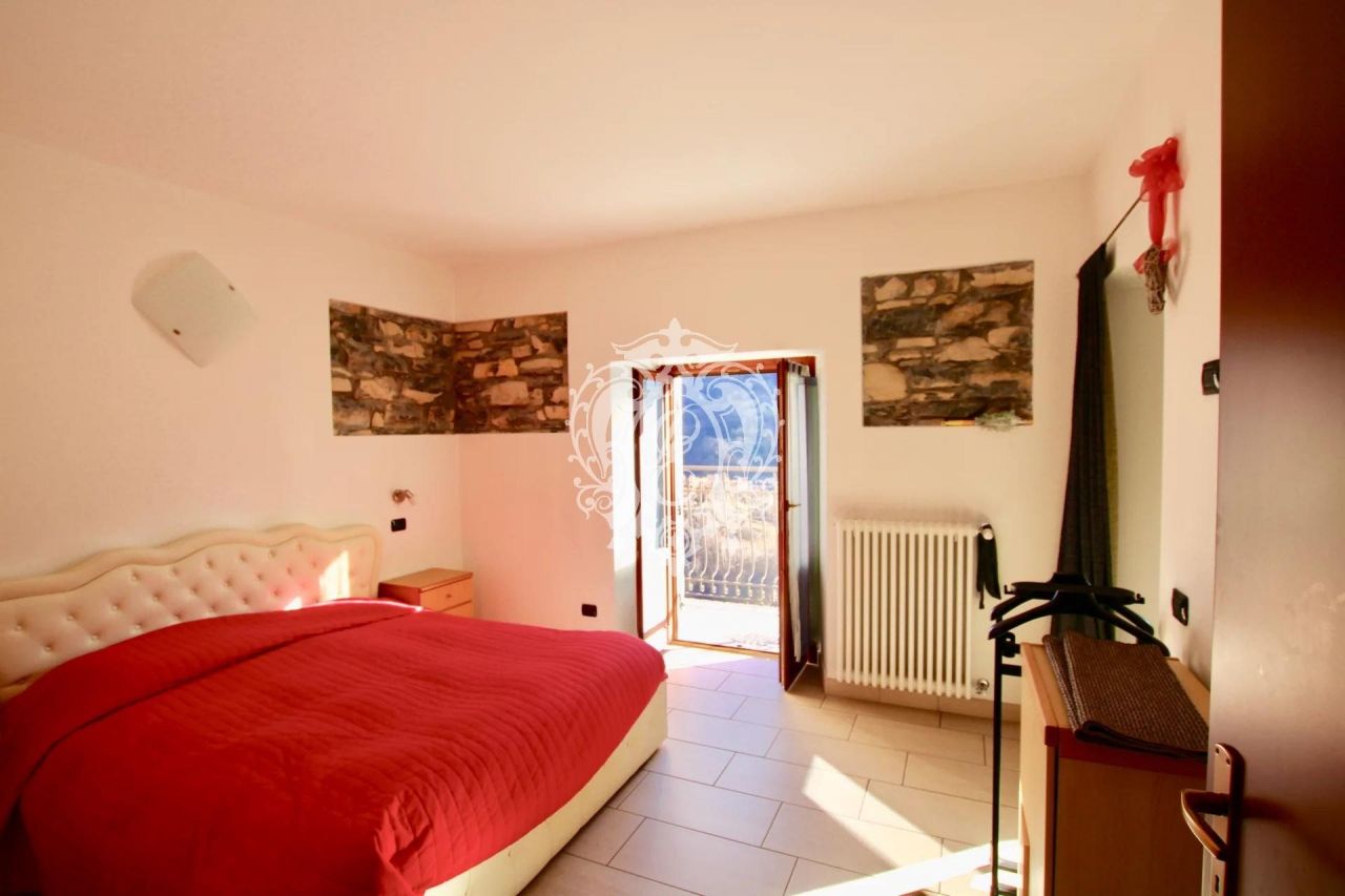 Квартира в Диццаско, Италия, 120 м2 фото 3