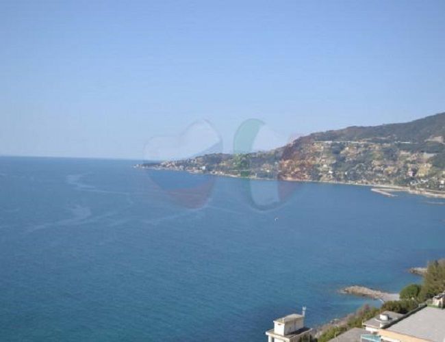 Квартира в Оспедалетти, Италия, 80 м2 фото 1