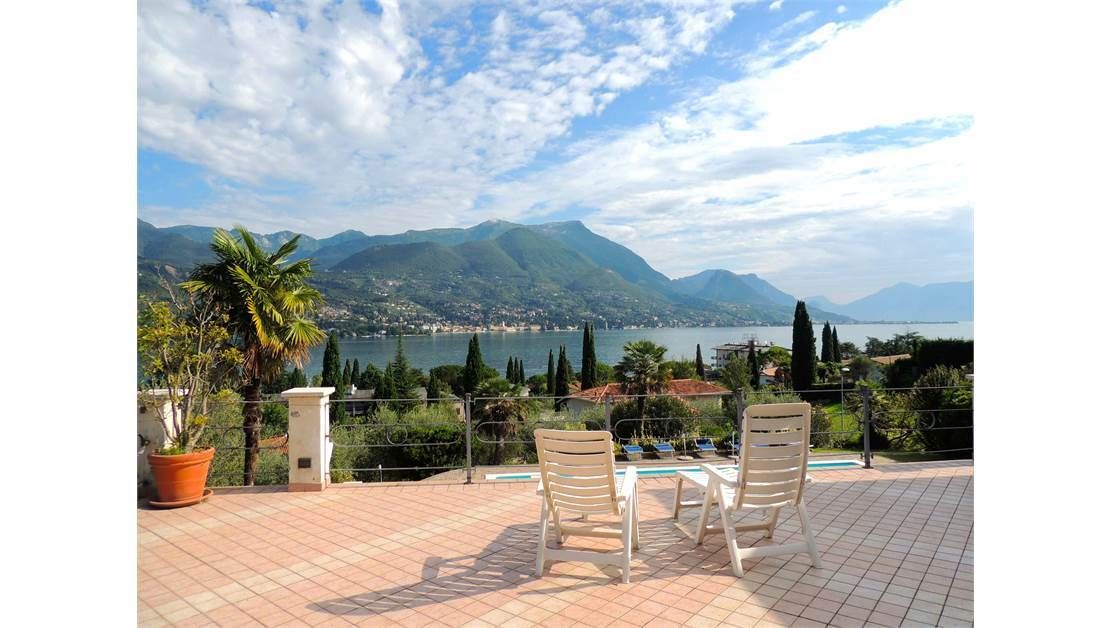 Вилла у озера Гарда, Италия, 500 м2 фото 1