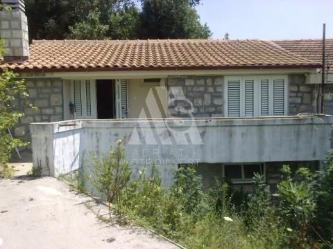Квартира в Тивате, Черногория, 40 м2