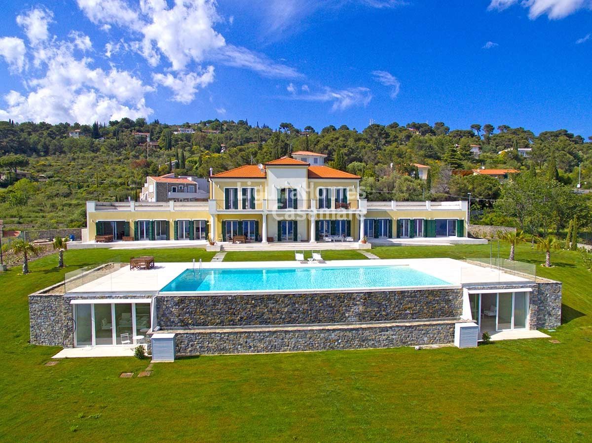 Вилла в Арэгае, Италия, 800 м2 фото 1