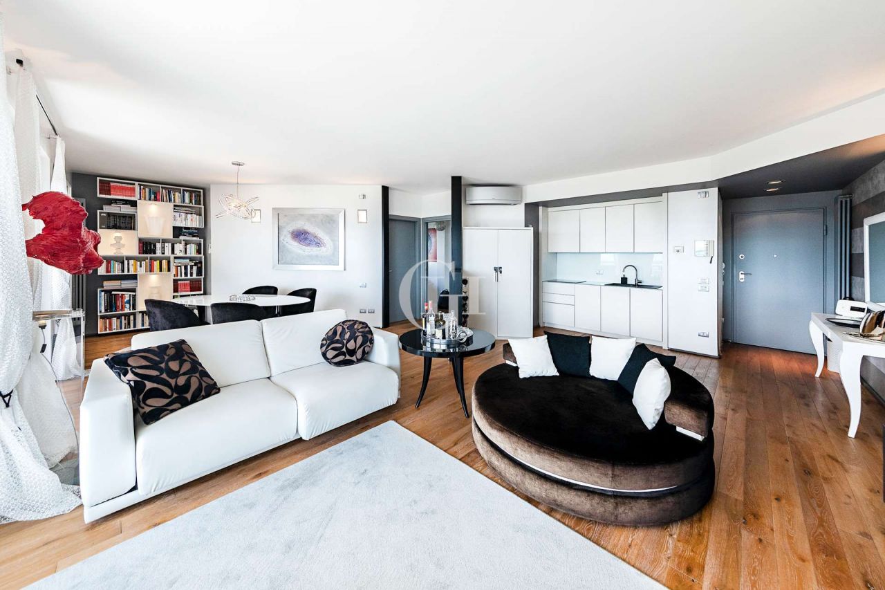 Апартаменты у озера Гарда, Италия, 135 м2 фото 4