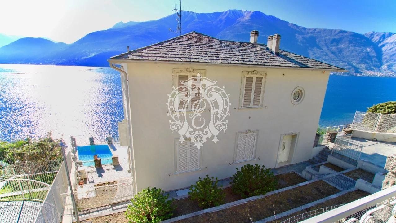 Вилла в Дервио, Италия, 300 м2 фото 2