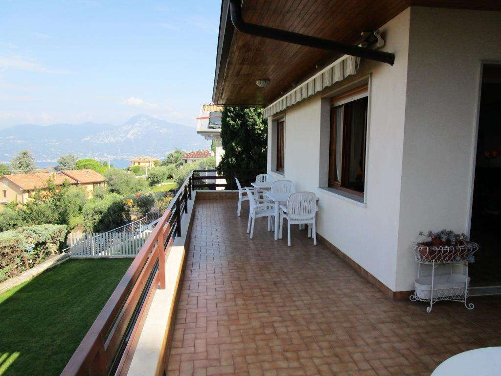 Вилла у озера Гарда, Италия, 260 м2 фото 2