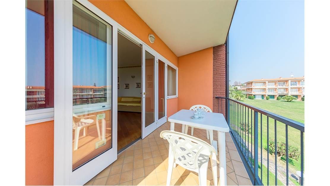 Квартира у озера Гарда, Италия, 95 м2 фото 5