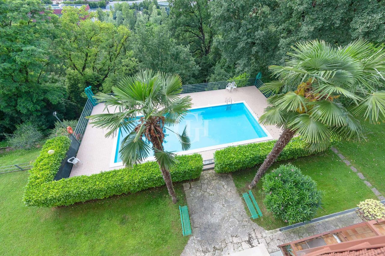 Апартаменты у озера Гарда, Италия, 70 м2 фото 1