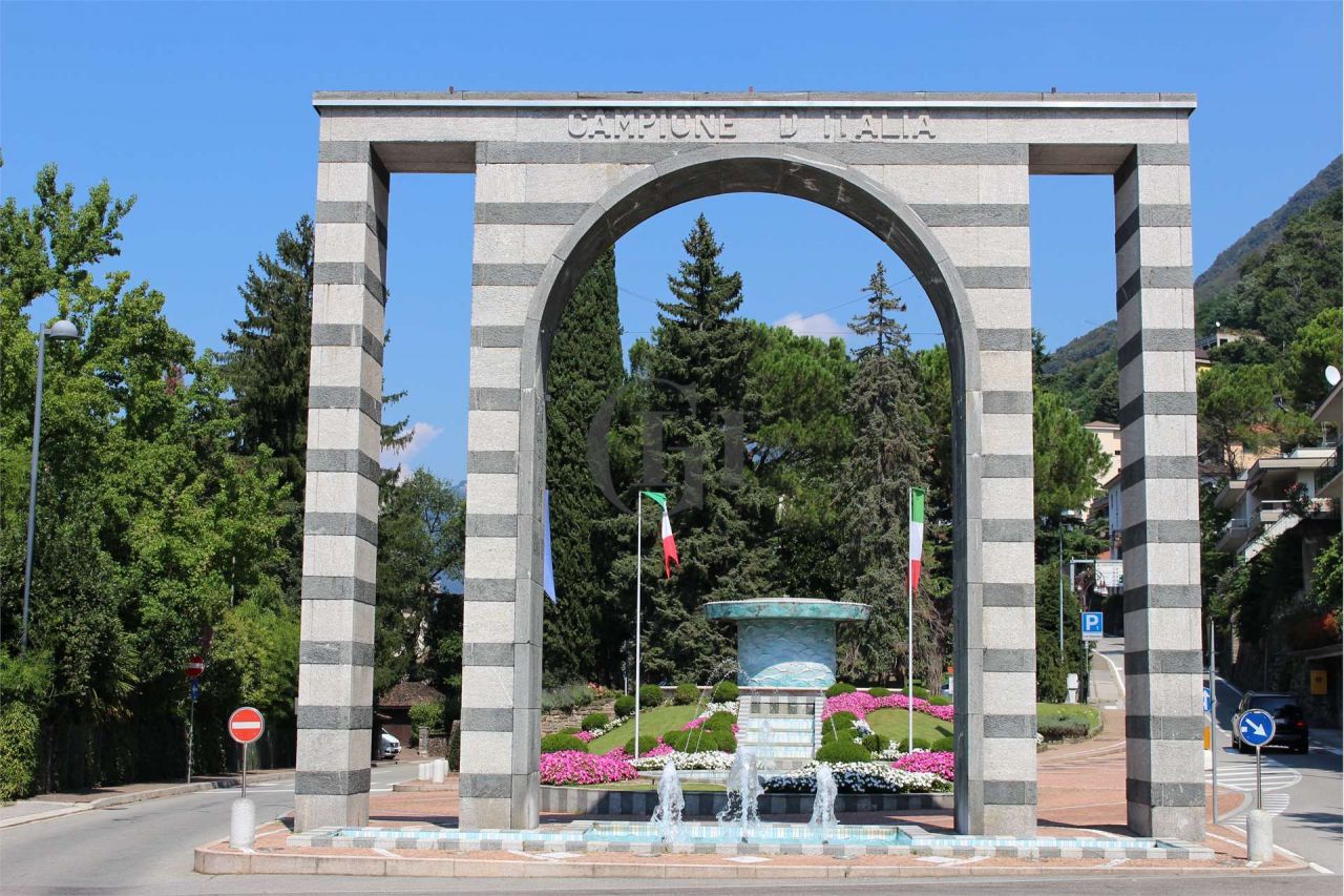 Вилла на озере Лугано, Италия, 540 м2 фото 4