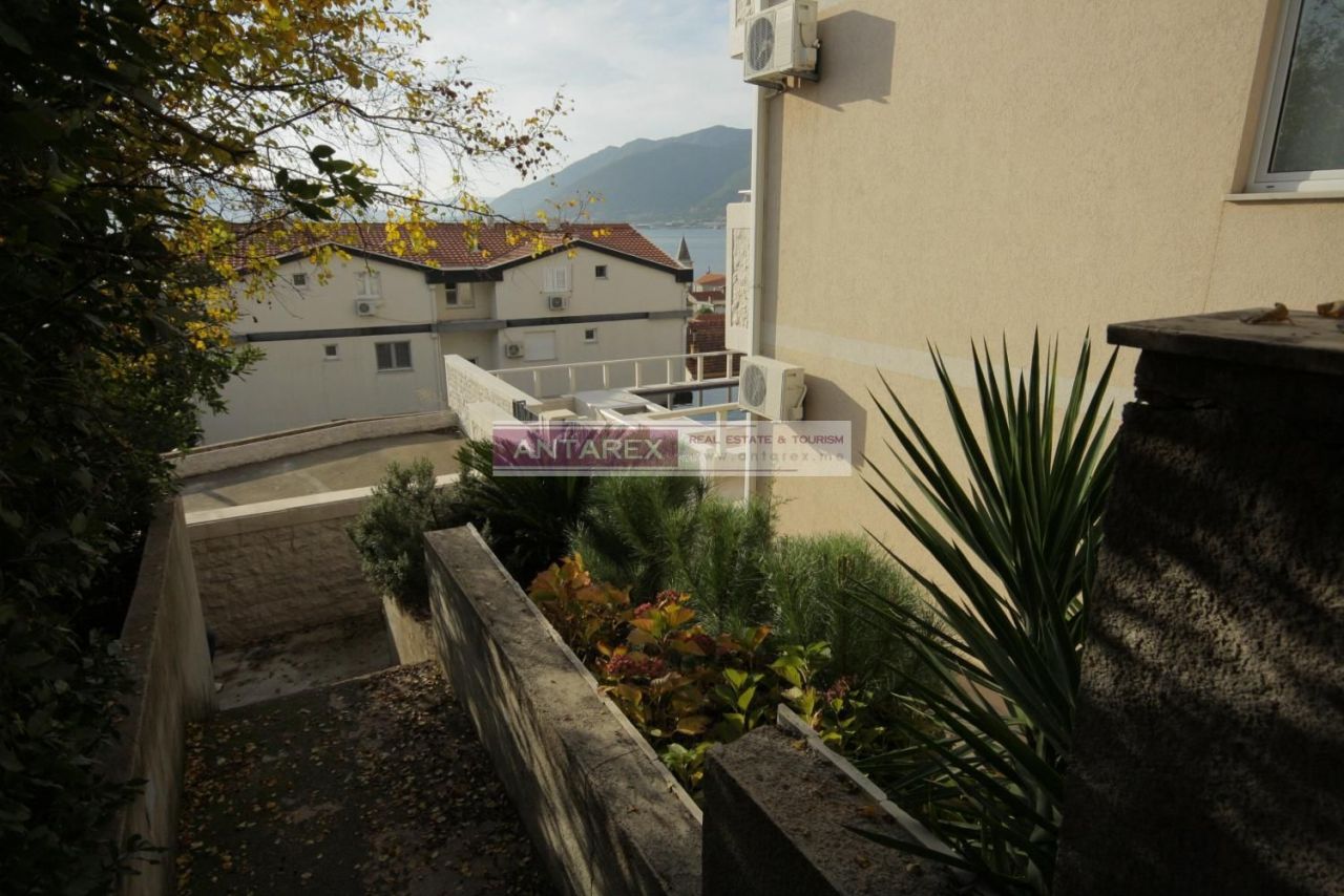 Апартаменты в Ластве, Черногория, 174 м2 фото 3
