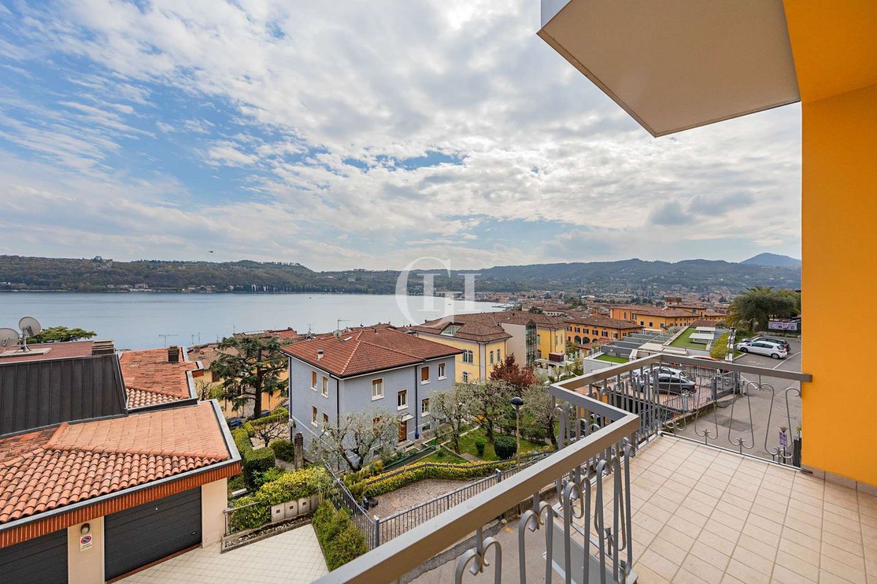 Пентхаус у озера Гарда, Италия, 100 м2 фото 5