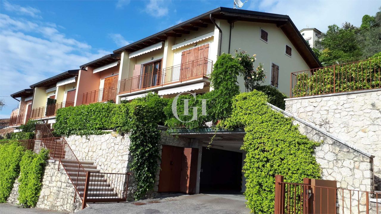 Квартира у озера Гарда, Италия, 85 м2 фото 5