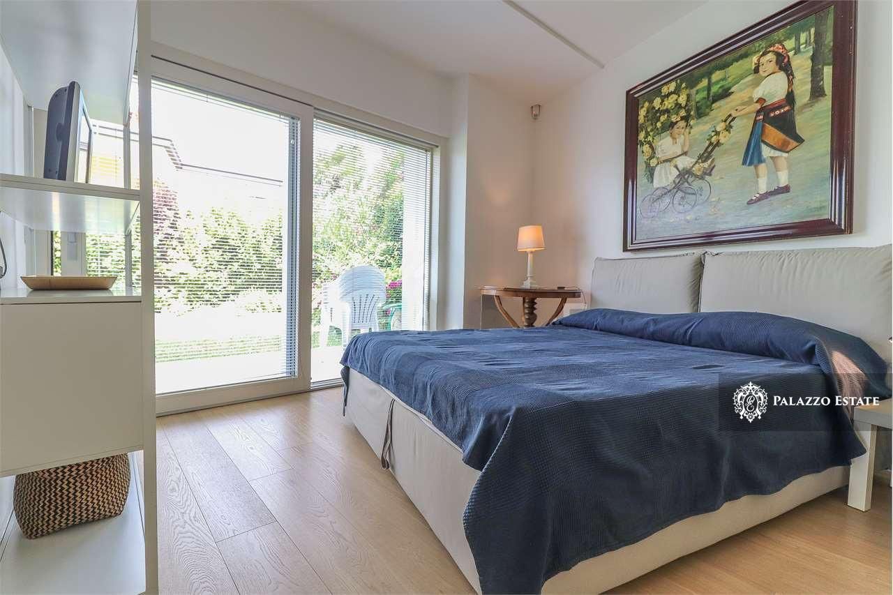 Вилла в Дезенцано-дель-Гарда, Италия, 500 м2 фото 4