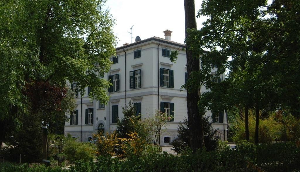 Вилла Cervignano del Friuli, Италия, 1 200 м2 фото 1