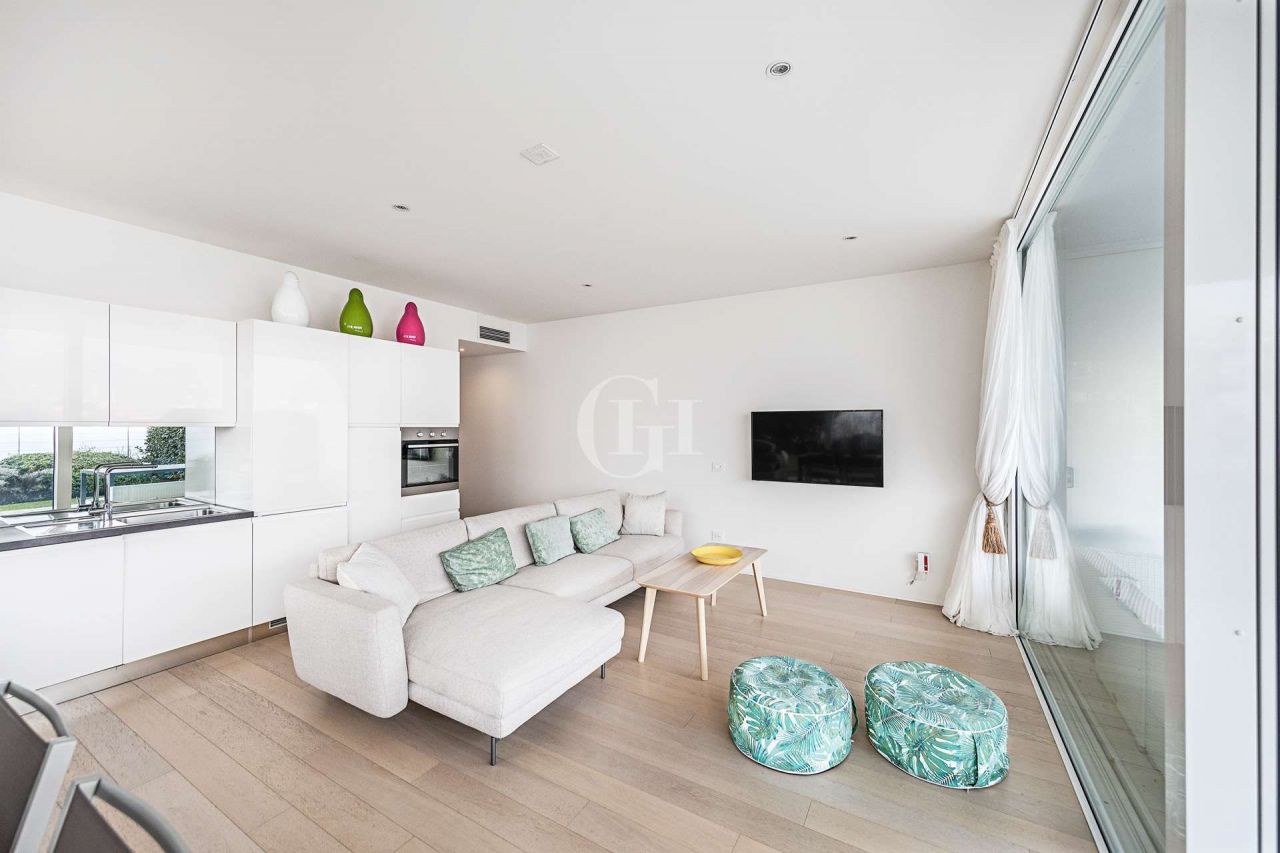 Апартаменты у озера Гарда, Италия, 130 м2 фото 3