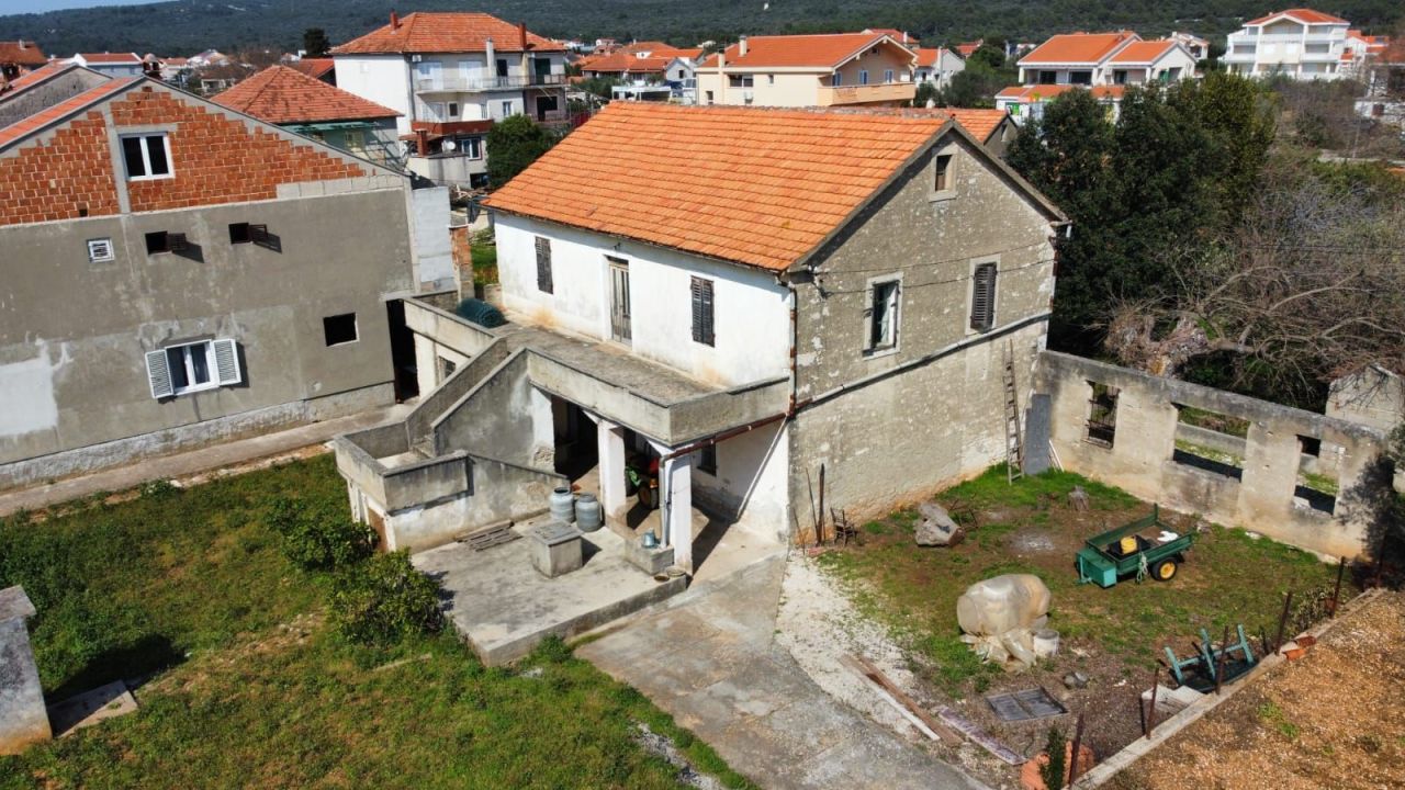 Дом в Задаре, Хорватия, 250 м2 фото 2