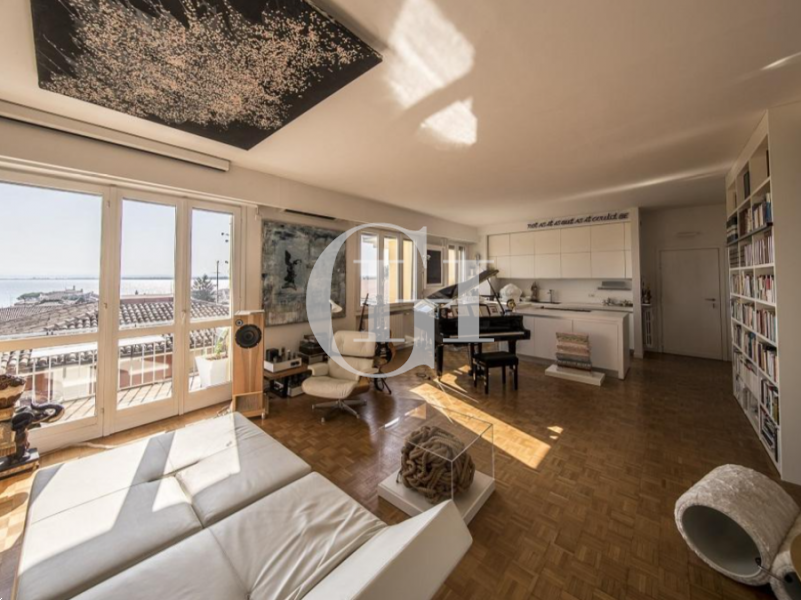 Пентхаус у озера Гарда, Италия, 95 м2 фото 4