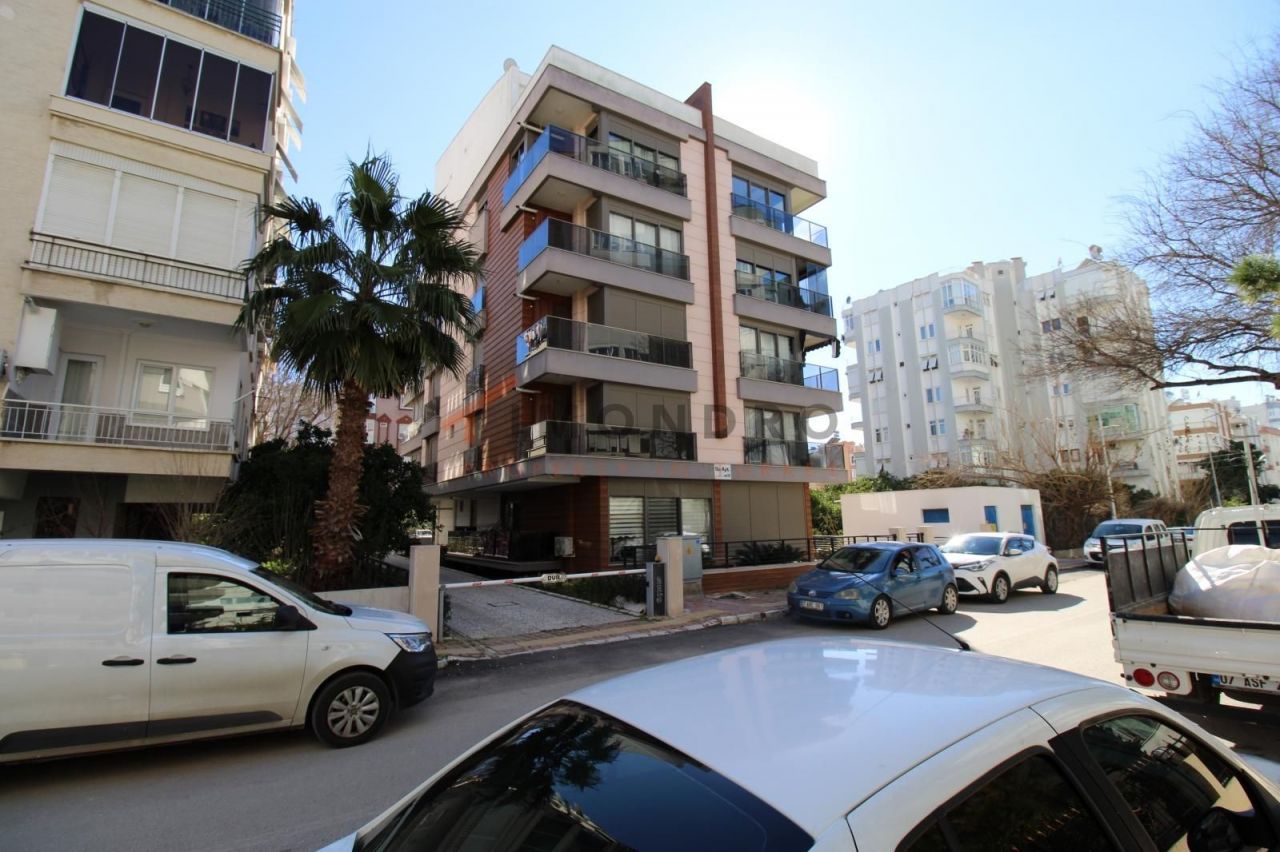 Квартира в Анталии, Турция, 185 м2 фото 2