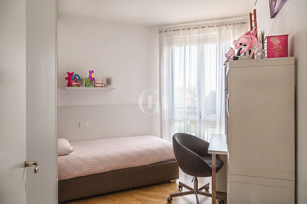 Апартаменты у озера Гарда, Италия, 142 м2 фото 5