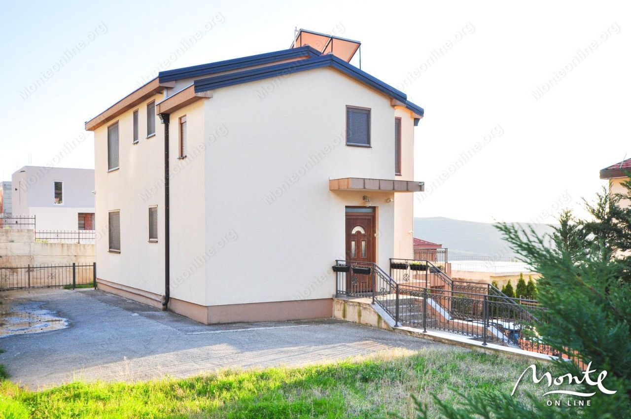 Дом в Тивате, Черногория, 176 м2 фото 2