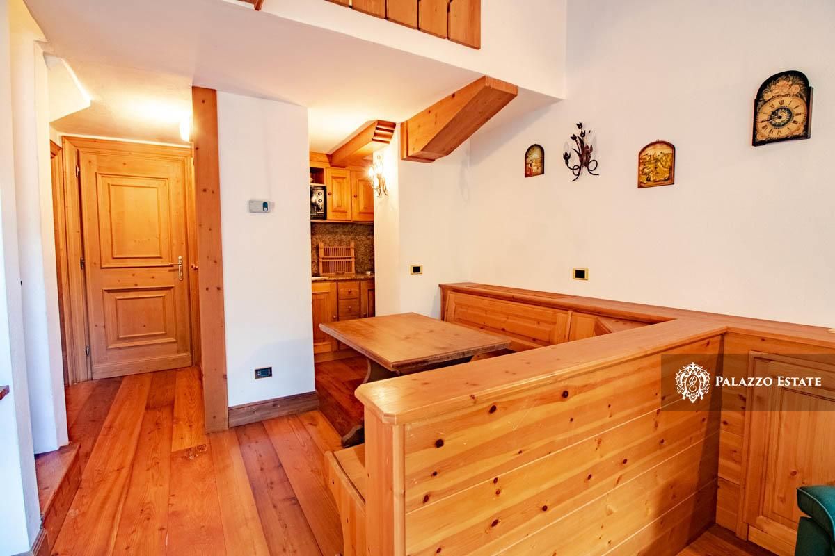 Апартаменты в Кортина Д'Ампеццо, Италия, 79 м2 фото 2