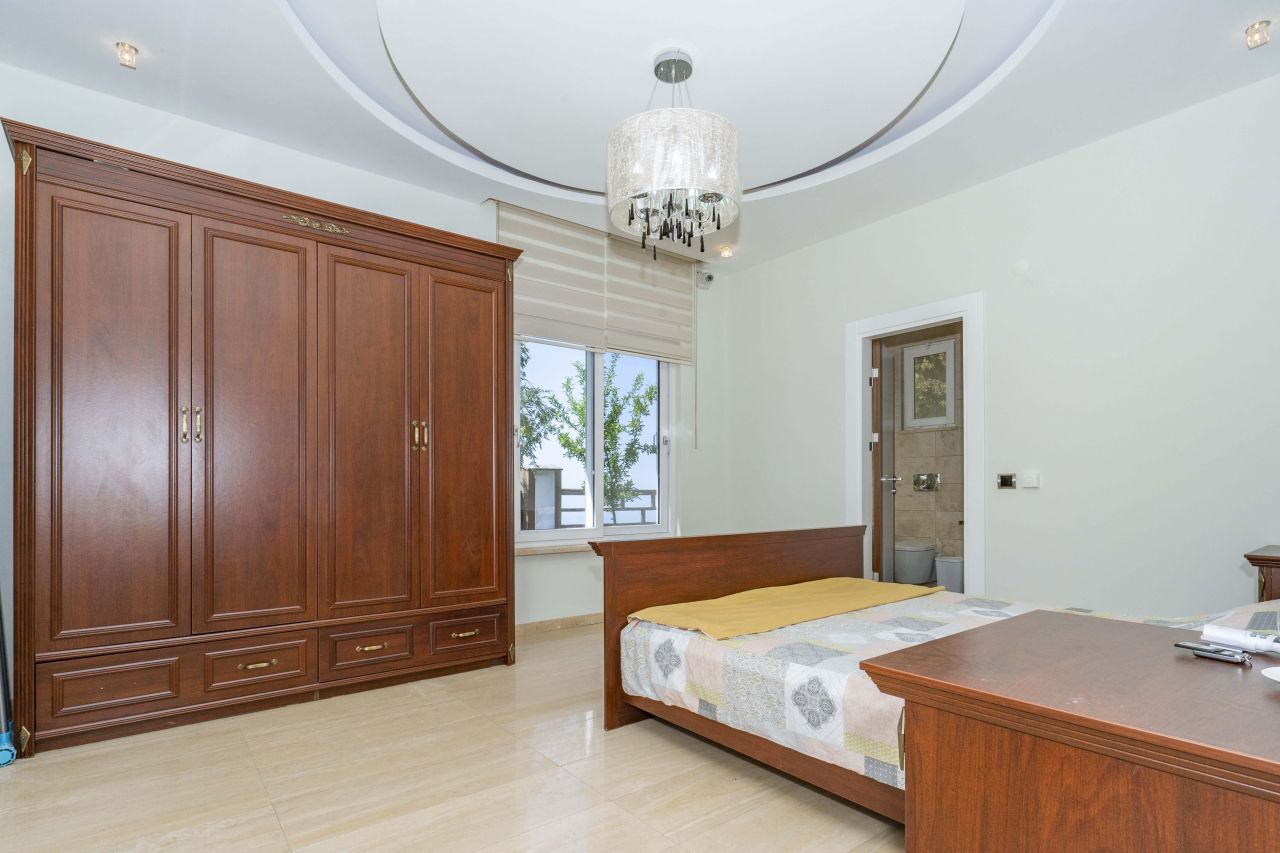 Вилла в Алании, Турция, 300 м2 фото 2