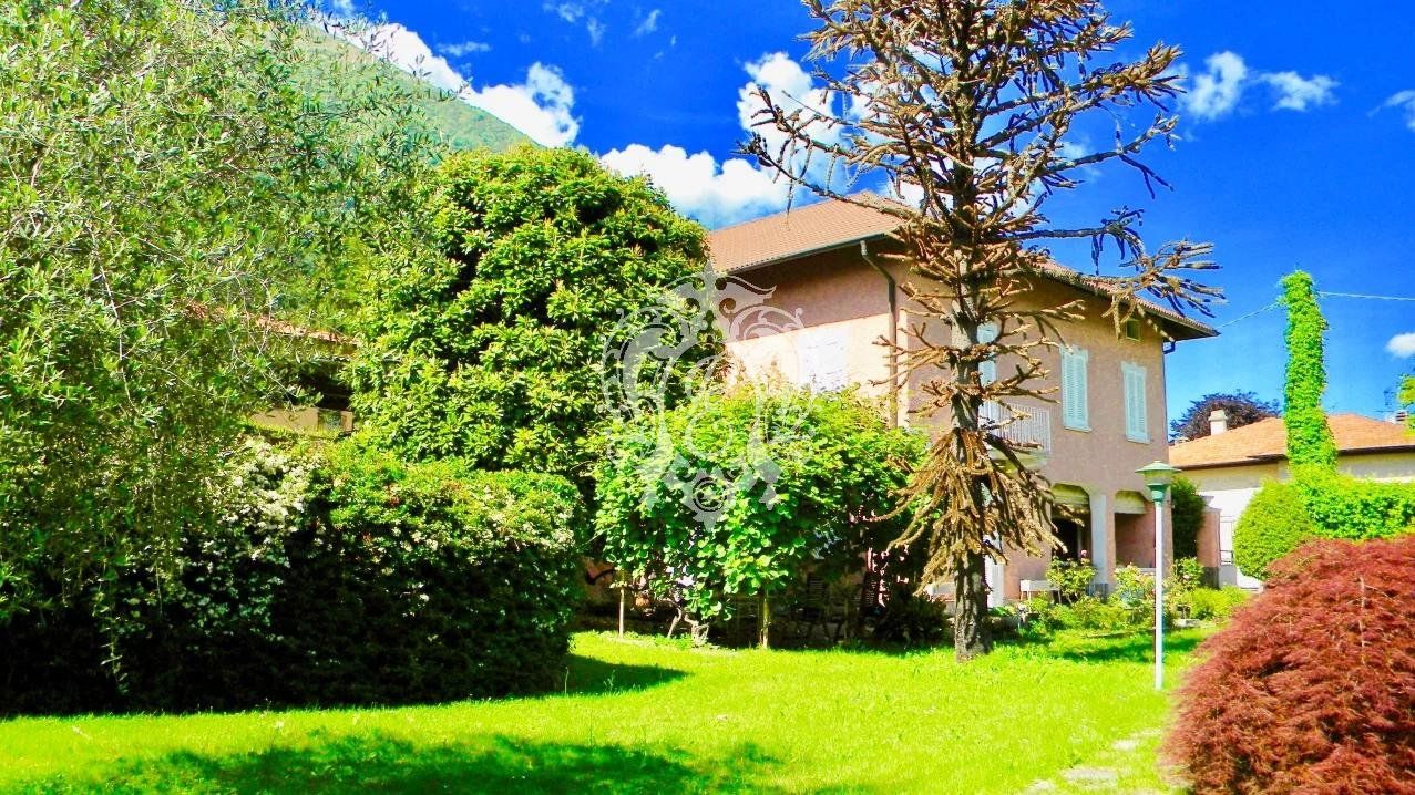 Вилла в Тремеццине, Италия, 300 м2 фото 1