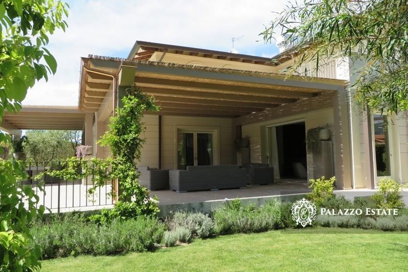 Вилла в Форте деи Марми, Италия, 360 м2 фото 3