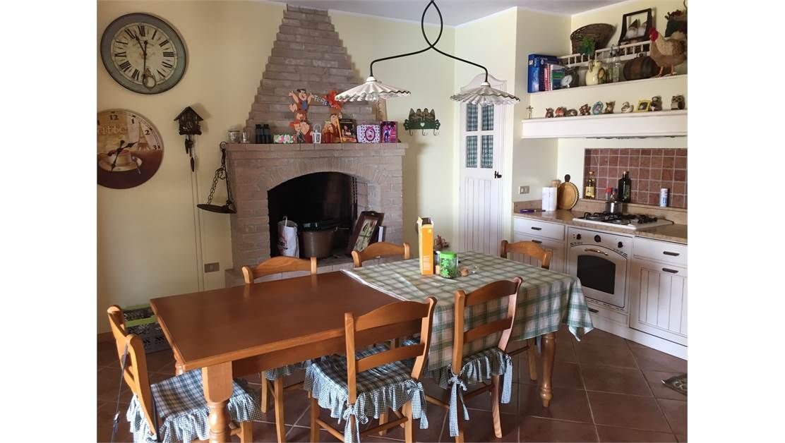 Вилла у озера Гарда, Италия, 180 м2 фото 4